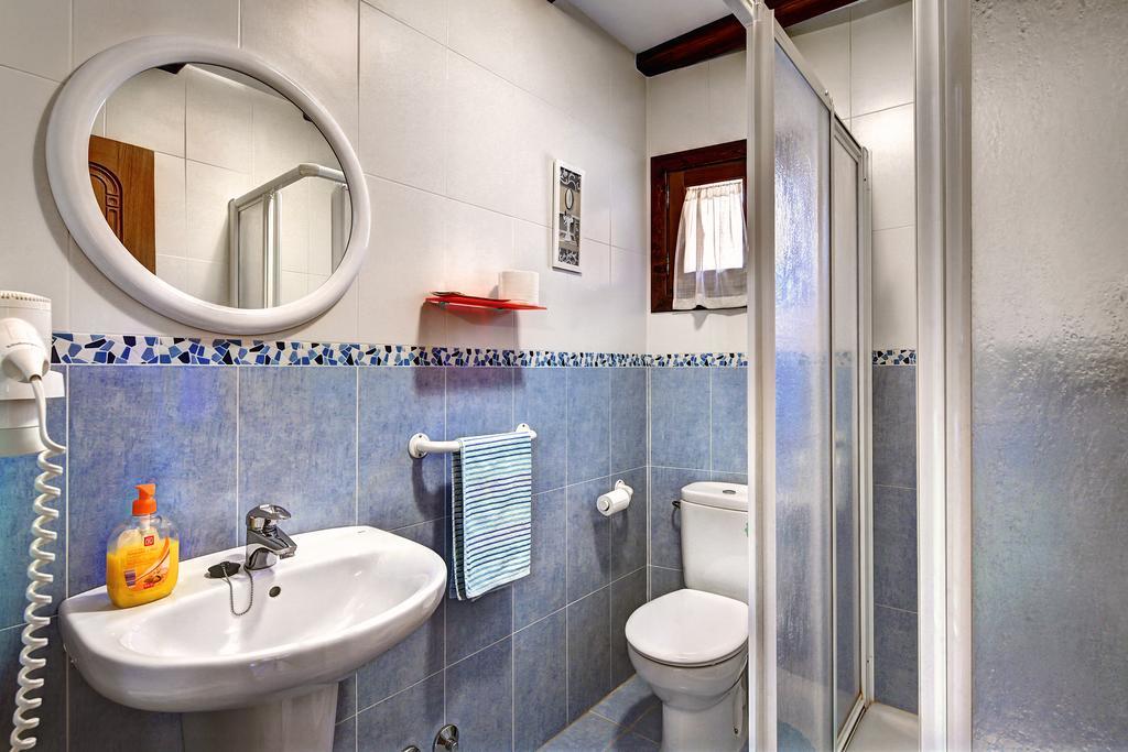 Apartamentos Bellavista Alquézar Zimmer foto