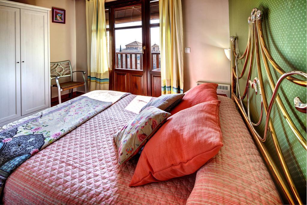 Apartamentos Bellavista Alquézar Zimmer foto
