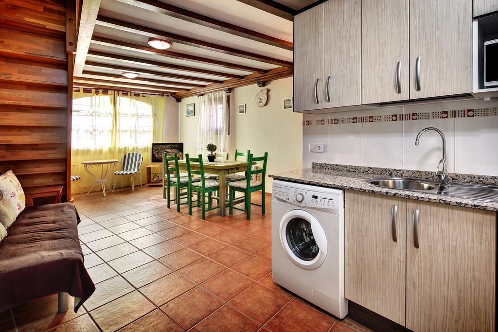 Apartamentos Bellavista Alquézar Zimmer foto