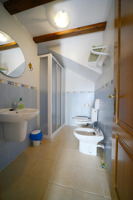 Apartamentos Bellavista Alquézar Zimmer foto